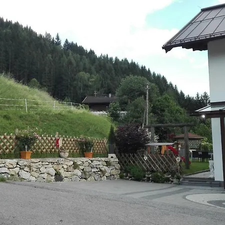 Kleinnaglerhof Farm stay Sankt Johann im Pongau